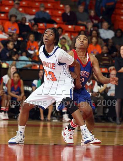 Thumbnail 3 in Duncanville vs. Bowie (Texas Region 1 Semifinal) photogallery.