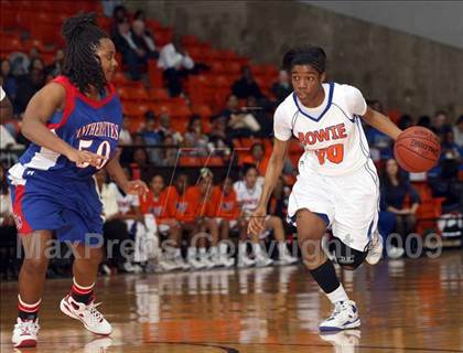 Thumbnail 1 in Duncanville vs. Bowie (Texas Region 1 Semifinal) photogallery.