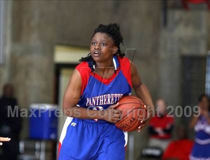 Thumbnail 2 in Duncanville vs. Bowie (Texas Region 1 Semifinal) photogallery.