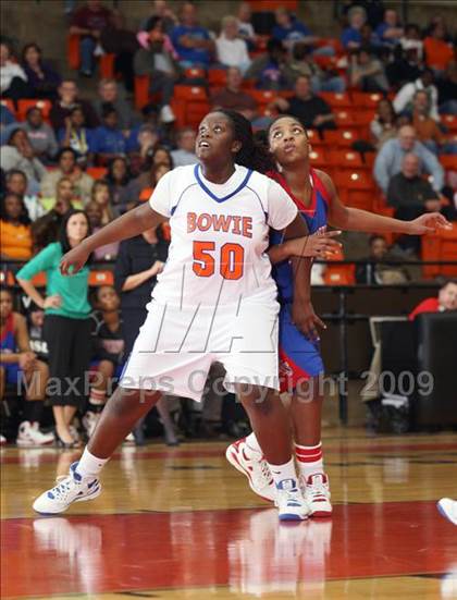 Thumbnail 1 in Duncanville vs. Bowie (Texas Region 1 Semifinal) photogallery.