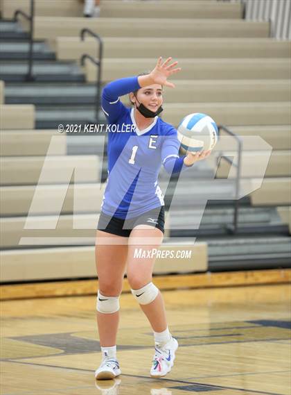 Thumbnail 1 in Utica Eisenhower vs. Port Huron (MHSAA D29 Quarterfinal) photogallery.