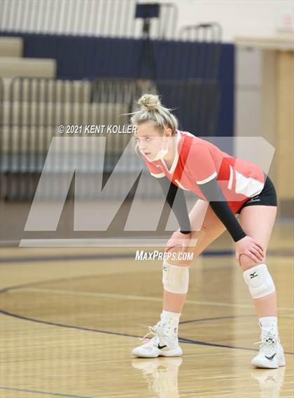 Thumbnail 2 in Utica Eisenhower vs. Port Huron (MHSAA D29 Quarterfinal) photogallery.