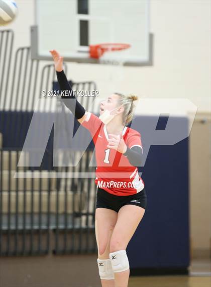 Thumbnail 1 in Utica Eisenhower vs. Port Huron (MHSAA D29 Quarterfinal) photogallery.