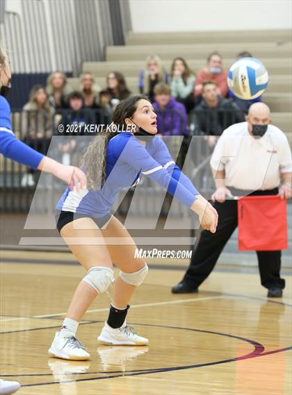 Thumbnail 2 in Utica Eisenhower vs. Port Huron (MHSAA D29 Quarterfinal) photogallery.
