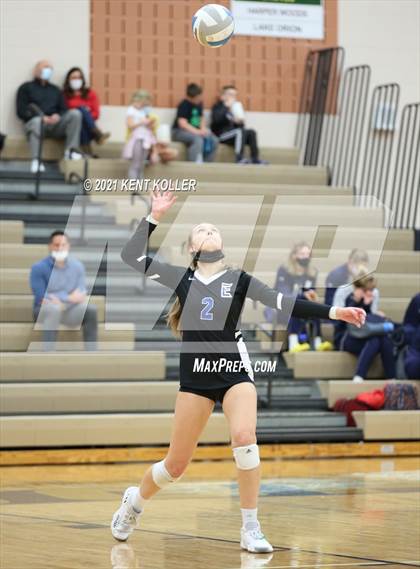 Thumbnail 3 in Utica Eisenhower vs. Port Huron (MHSAA D29 Quarterfinal) photogallery.