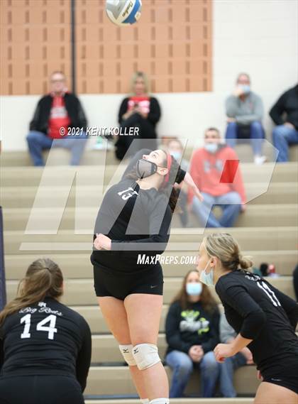 Thumbnail 1 in Utica Eisenhower vs. Port Huron (MHSAA D29 Quarterfinal) photogallery.