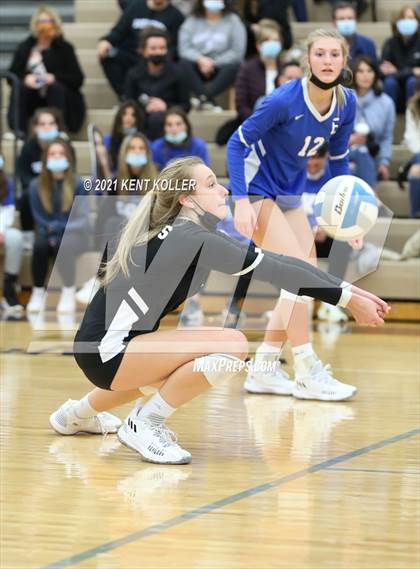 Thumbnail 1 in Utica Eisenhower vs. Port Huron (MHSAA D29 Quarterfinal) photogallery.