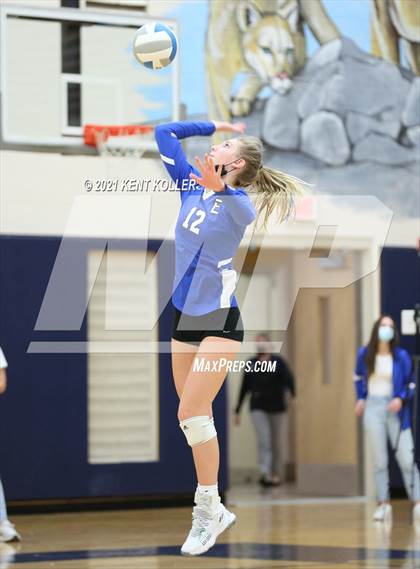 Thumbnail 1 in Utica Eisenhower vs. Port Huron (MHSAA D29 Quarterfinal) photogallery.
