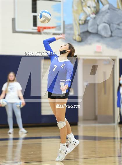 Thumbnail 1 in Utica Eisenhower vs. Port Huron (MHSAA D29 Quarterfinal) photogallery.