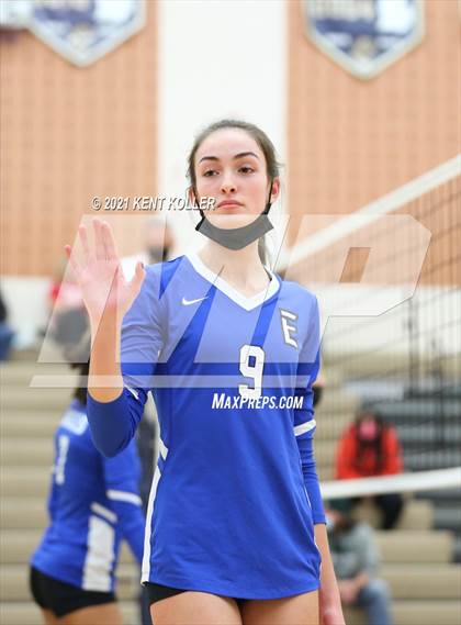 Thumbnail 1 in Utica Eisenhower vs. Port Huron (MHSAA D29 Quarterfinal) photogallery.