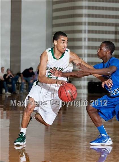 Thumbnail 2 in DeSoto vs. North Crowley (Whataburger Tournament) photogallery.
