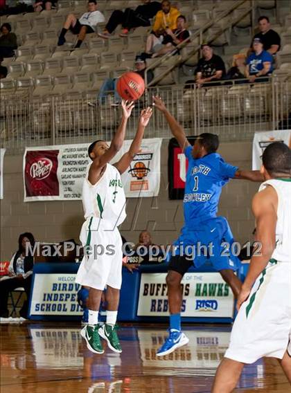 Thumbnail 1 in DeSoto vs. North Crowley (Whataburger Tournament) photogallery.