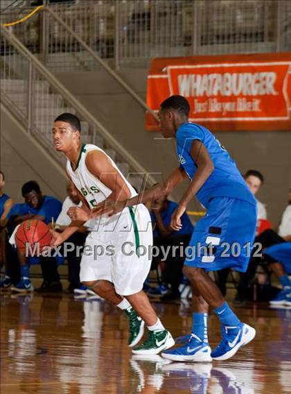 Thumbnail 3 in DeSoto vs. North Crowley (Whataburger Tournament) photogallery.