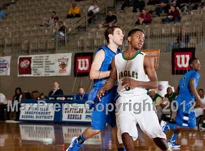 Thumbnail 1 in DeSoto vs. North Crowley (Whataburger Tournament) photogallery.