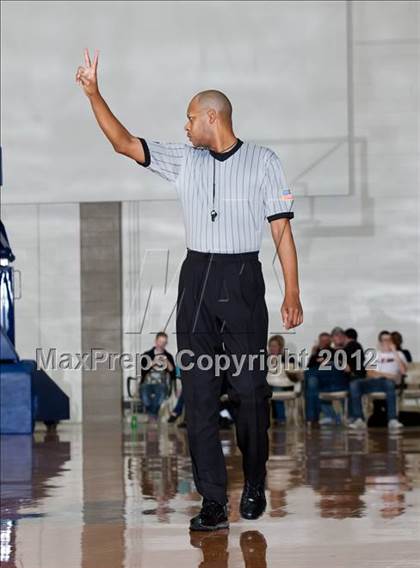 Thumbnail 2 in DeSoto vs. North Crowley (Whataburger Tournament) photogallery.