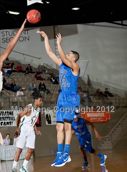 Thumbnail 1 in DeSoto vs. North Crowley (Whataburger Tournament) photogallery.