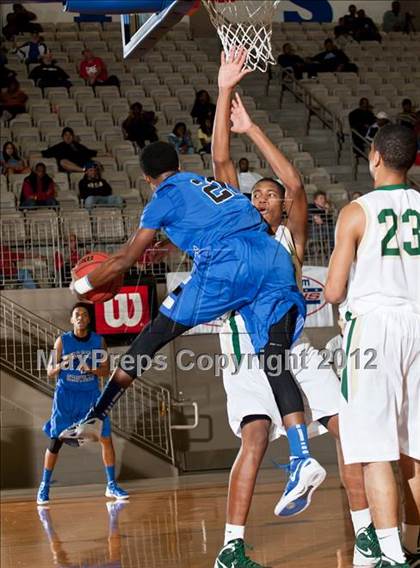Thumbnail 1 in DeSoto vs. North Crowley (Whataburger Tournament) photogallery.
