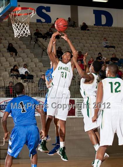 Thumbnail 3 in DeSoto vs. North Crowley (Whataburger Tournament) photogallery.