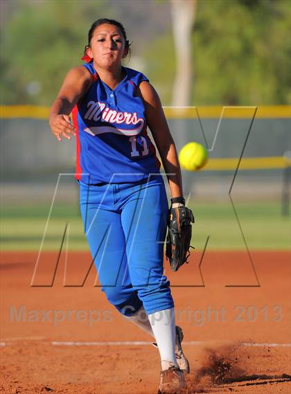 Thumbnail 2 in Northwest Christian vs. San Manuel (AIA D4 Final) photogallery.