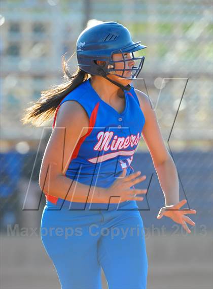 Thumbnail 3 in Northwest Christian vs. San Manuel (AIA D4 Final) photogallery.