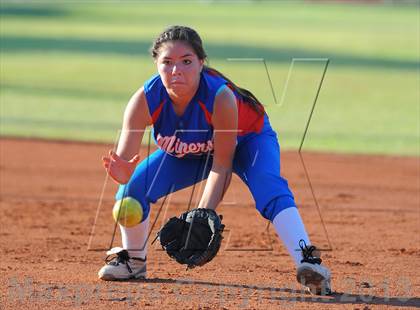 Thumbnail 3 in Northwest Christian vs. San Manuel (AIA D4 Final) photogallery.