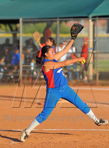 Thumbnail 2 in Northwest Christian vs. San Manuel (AIA D4 Final) photogallery.