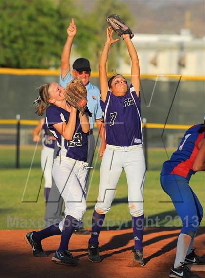 Thumbnail 2 in Northwest Christian vs. San Manuel (AIA D4 Final) photogallery.