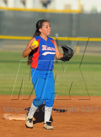 Thumbnail 2 in Northwest Christian vs. San Manuel (AIA D4 Final) photogallery.