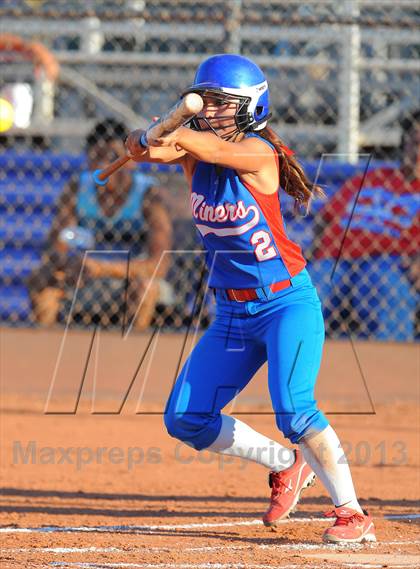 Thumbnail 3 in Northwest Christian vs. San Manuel (AIA D4 Final) photogallery.