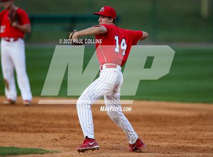 Thumbnail 3 in Providence Day vs. Mallard Creek photogallery.
