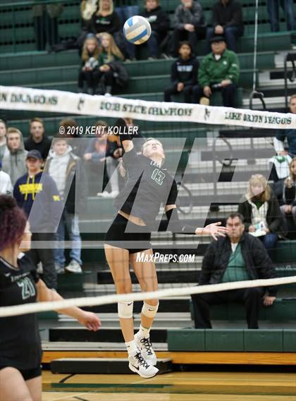 Thumbnail 2 in Oxford vs. Lake Orion (MHSAA District Final) photogallery.