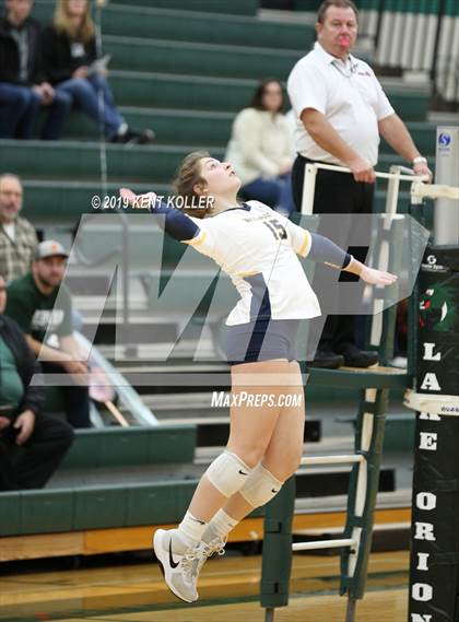 Thumbnail 3 in Oxford vs. Lake Orion (MHSAA District Final) photogallery.