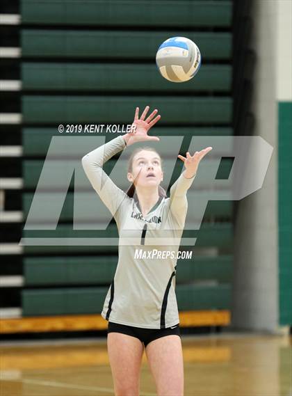 Thumbnail 3 in Oxford vs. Lake Orion (MHSAA District Final) photogallery.