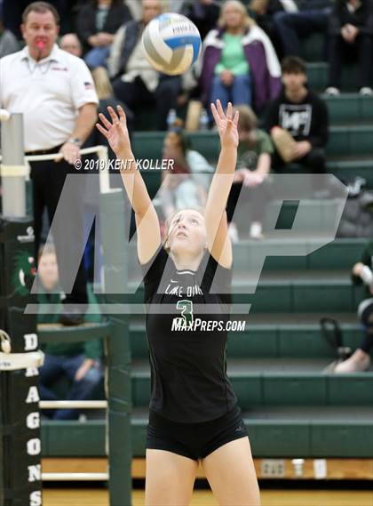Thumbnail 3 in Oxford vs. Lake Orion (MHSAA District Final) photogallery.