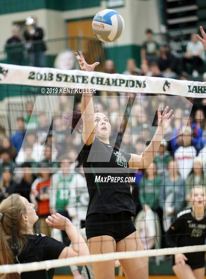 Thumbnail 3 in Oxford vs. Lake Orion (MHSAA District Final) photogallery.