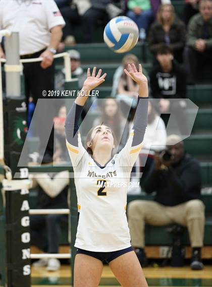 Thumbnail 2 in Oxford vs. Lake Orion (MHSAA District Final) photogallery.