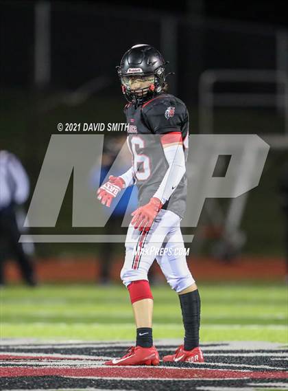 Thumbnail 3 in Raymore-Peculiar @ Lee's Summit North - MSHSAA Dist. Playoffs photogallery.