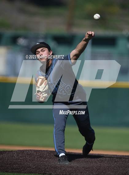 Thumbnail 3 in Villa Park @ Foothill photogallery.
