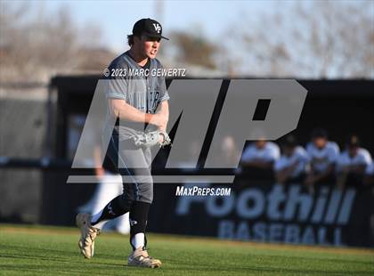 Thumbnail 3 in Villa Park @ Foothill photogallery.