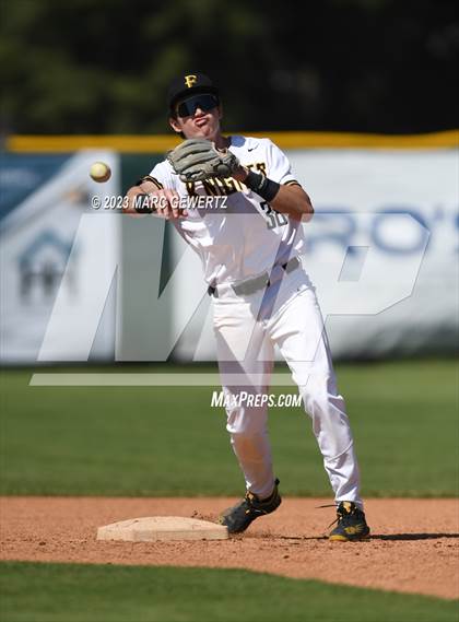 Thumbnail 1 in Villa Park @ Foothill photogallery.