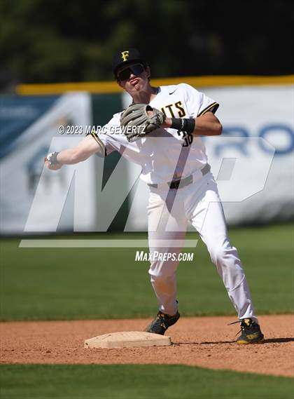 Thumbnail 3 in Villa Park @ Foothill photogallery.