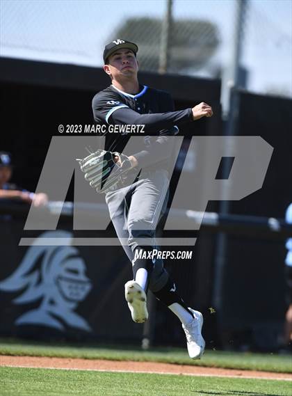 Thumbnail 1 in Villa Park @ Foothill photogallery.