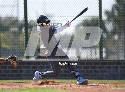 Thumbnail 1 in Villa Park @ Foothill photogallery.