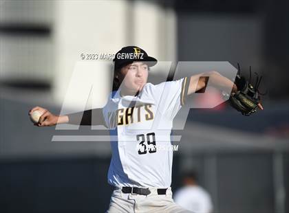Thumbnail 1 in Villa Park @ Foothill photogallery.