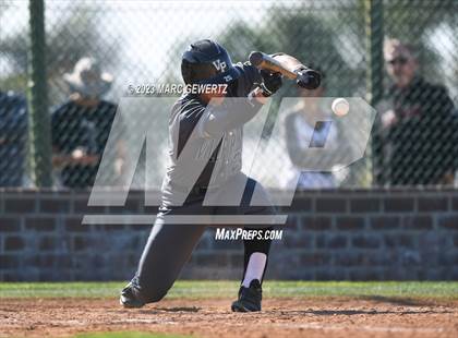 Thumbnail 3 in Villa Park @ Foothill photogallery.