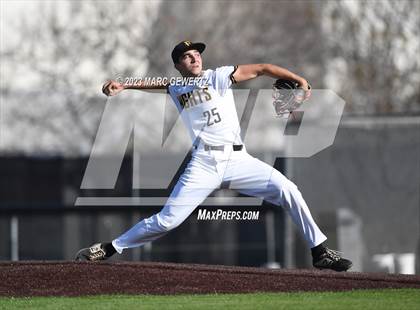 Thumbnail 2 in Villa Park @ Foothill photogallery.