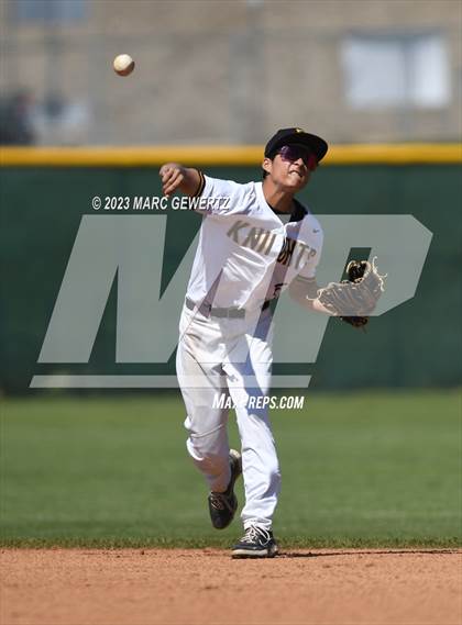 Thumbnail 3 in Villa Park @ Foothill photogallery.