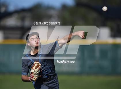 Thumbnail 3 in Villa Park @ Foothill photogallery.
