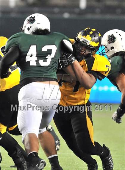 Thumbnail 1 in Del Oro vs. Helix (CIF State D2 Final) photogallery.