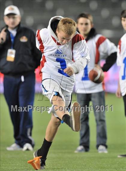 Thumbnail 3 in Del Oro vs. Helix (CIF State D2 Final) photogallery.